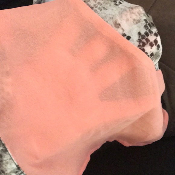 Cute button down blouse - Picture 4 of 5